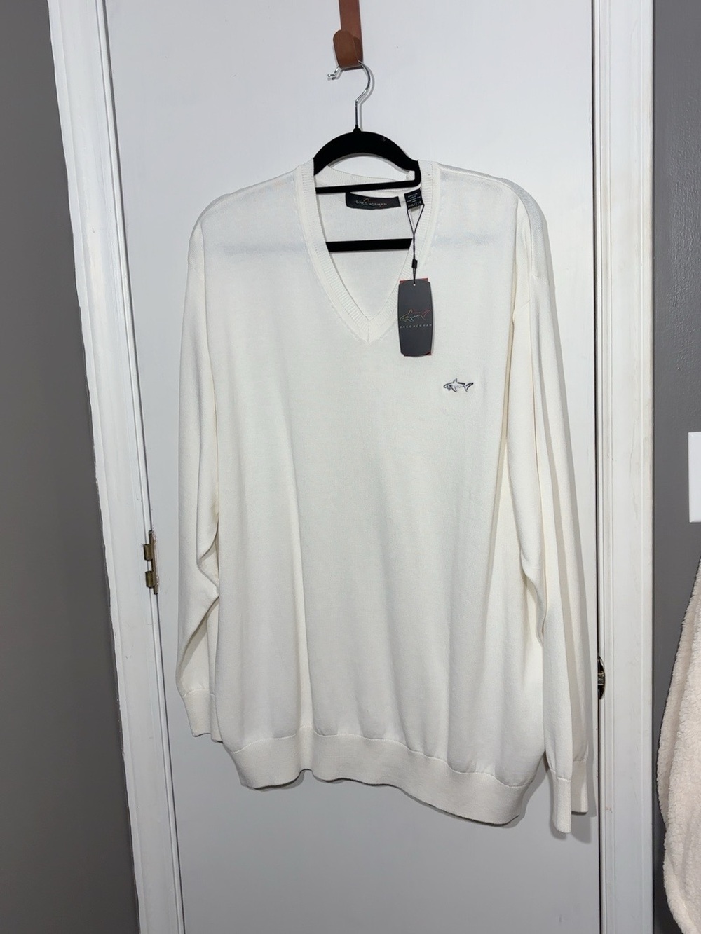 Greg Norman Men's XXL 100% Cotton V Neck Golf Sweater White Pullover NWT